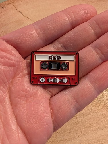 Taylor swift hard - taylor, enamel